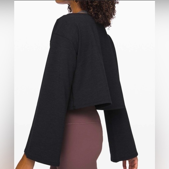 Lululemon Show your Depth Long Sleeve Size M/L - Picture 4 of 7